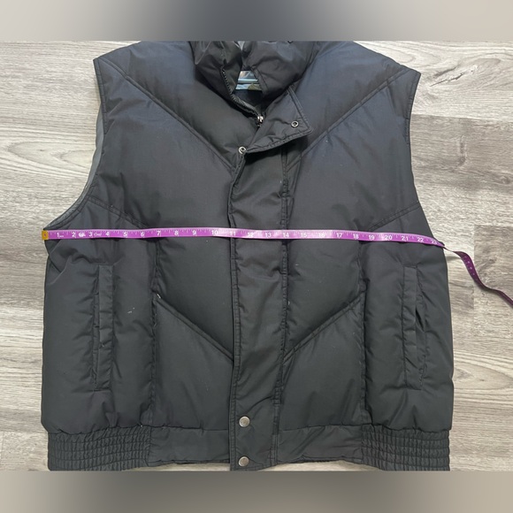 St John’s Bay black puffer vest size XL - Picture 4 of 7